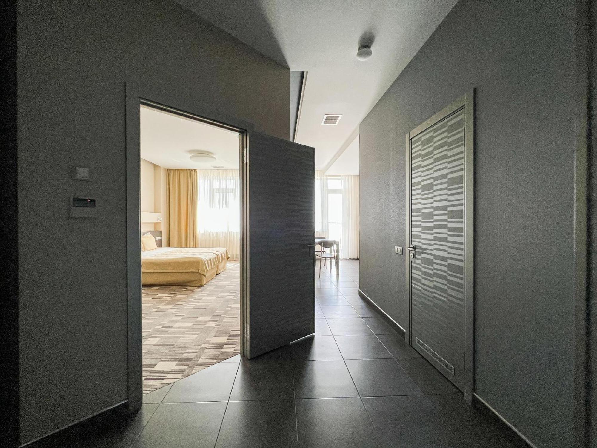 12Th Floor Apartments Odessa Extérieur photo